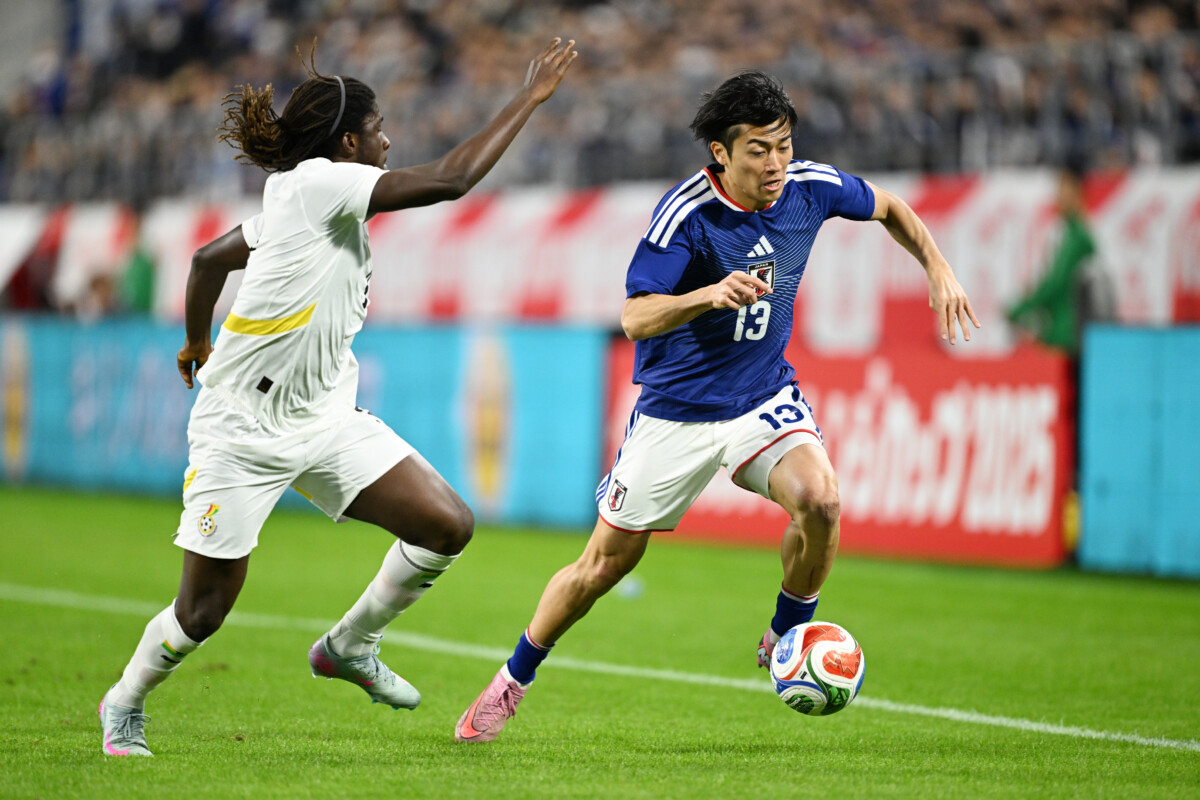 MF中村敬斗がストーカー被害の実情を明かす（写真：松尾/アフロスポーツ）