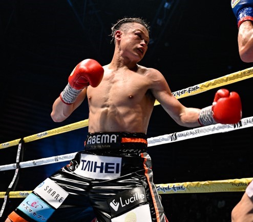 堤駿斗の12.27サウジでの世界戦が正式に中止。本人は強行出場直訴も手術が必要で断念（写真・山口裕朗）