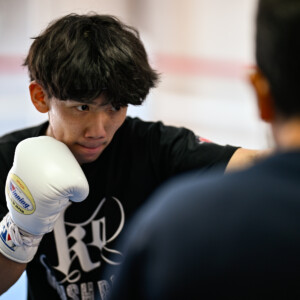 WBA世界ライトフライ級王者の高見亨介がWBO王者との統一戦に向けて練習を公開した（写真・山口裕朗）