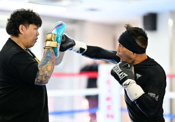 ドネアが堤戦に向けて公開練習（写真・山口裕朗）