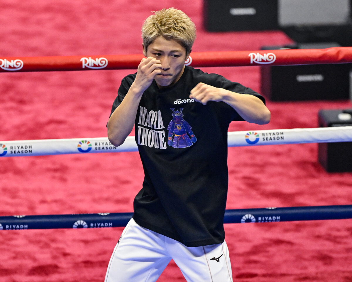 井上尚弥がキレキレのシャドーを披露した（写真・山口裕朗）