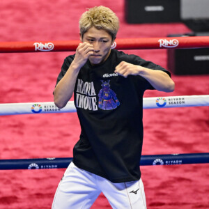 井上尚弥がキレキレのシャドーを披露した（写真・山口裕朗）