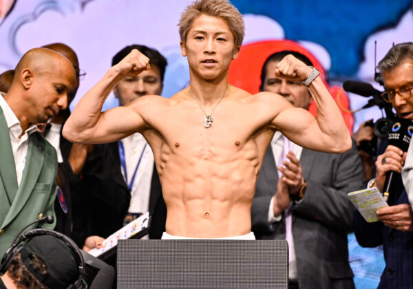 井上尚弥がバキバキの肉体を披露した（写真・山口裕朗）