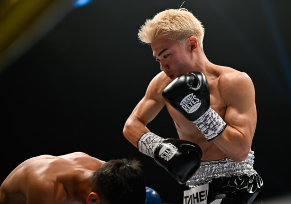 吉良大弥が衝撃のワンパンＫＯ勝利（写真・山口裕朗）