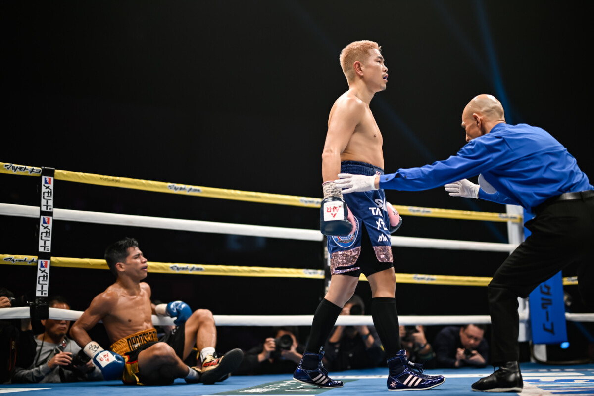 井岡一翔が4回ＫＯ勝利で再起戦＆バンタム転向初戦を飾る（写真・山口裕朗）