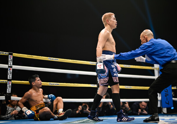 井岡一翔が4回ＫＯ勝利で再起戦＆バンタム転向初戦を飾る（写真・山口裕朗）