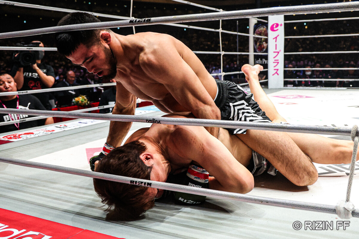 朝倉未来が失神ＴＫＯ負け（写真・RIZIN FF)