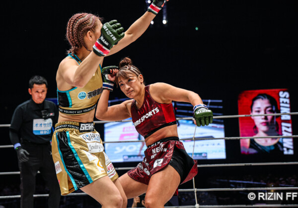 最初にダウンを奪ったのはRENAだったが…（写真・RIZIN FF)