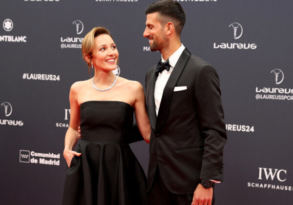 ノバク・ジョコビッチの美人妻のエレナさん（左）が大坂なおみの「カモン」騒動を痛烈批判！（写真・ロイター/アフロ）