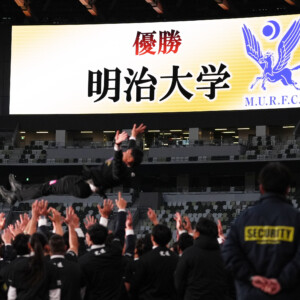 6年ぶりの早明戦となった決勝を制したのは明治大（写真・アフロスポーツ）