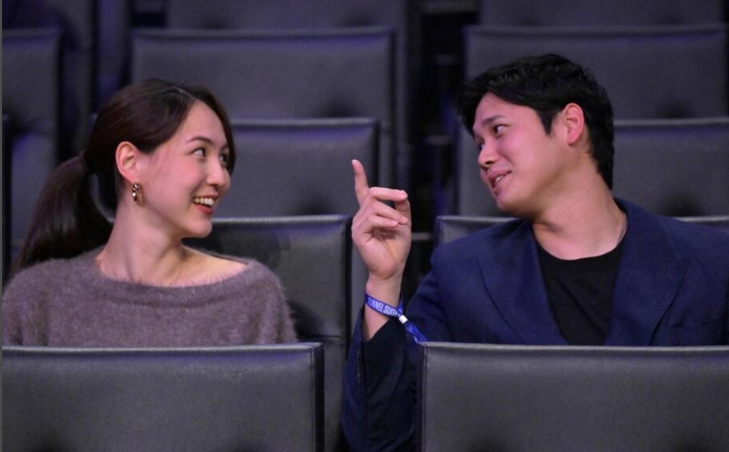 “MVP晩餐会”で話題となったのは大谷真美子さんのエレガントなドレス姿だった（写真：USA TODAY Sports/ロイター/アフロ）