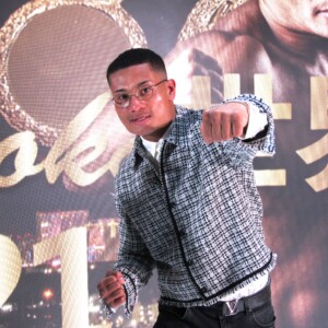 平岡アンディが世界戦4日前にいまだ渡米できず