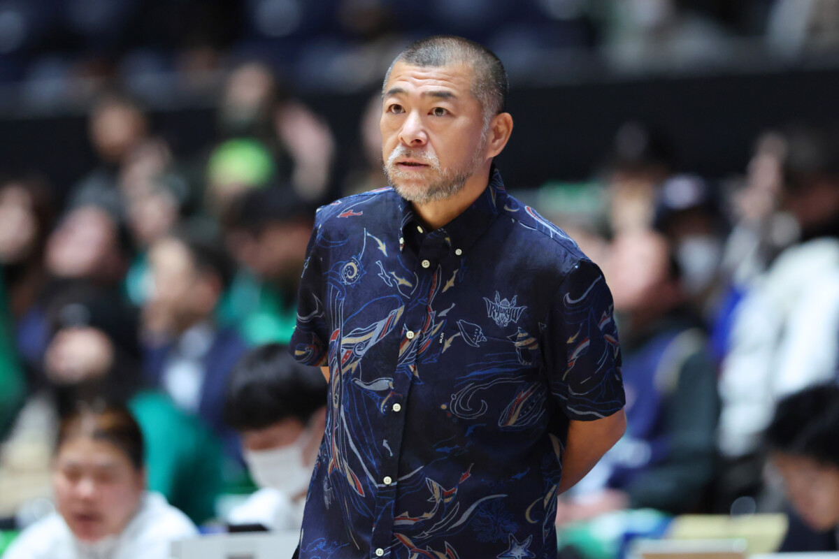 男子日本代表新HCに就任した琉球ゴールデンキングスの桶谷大氏（写真：YUTAKA/アフロスポーツ）