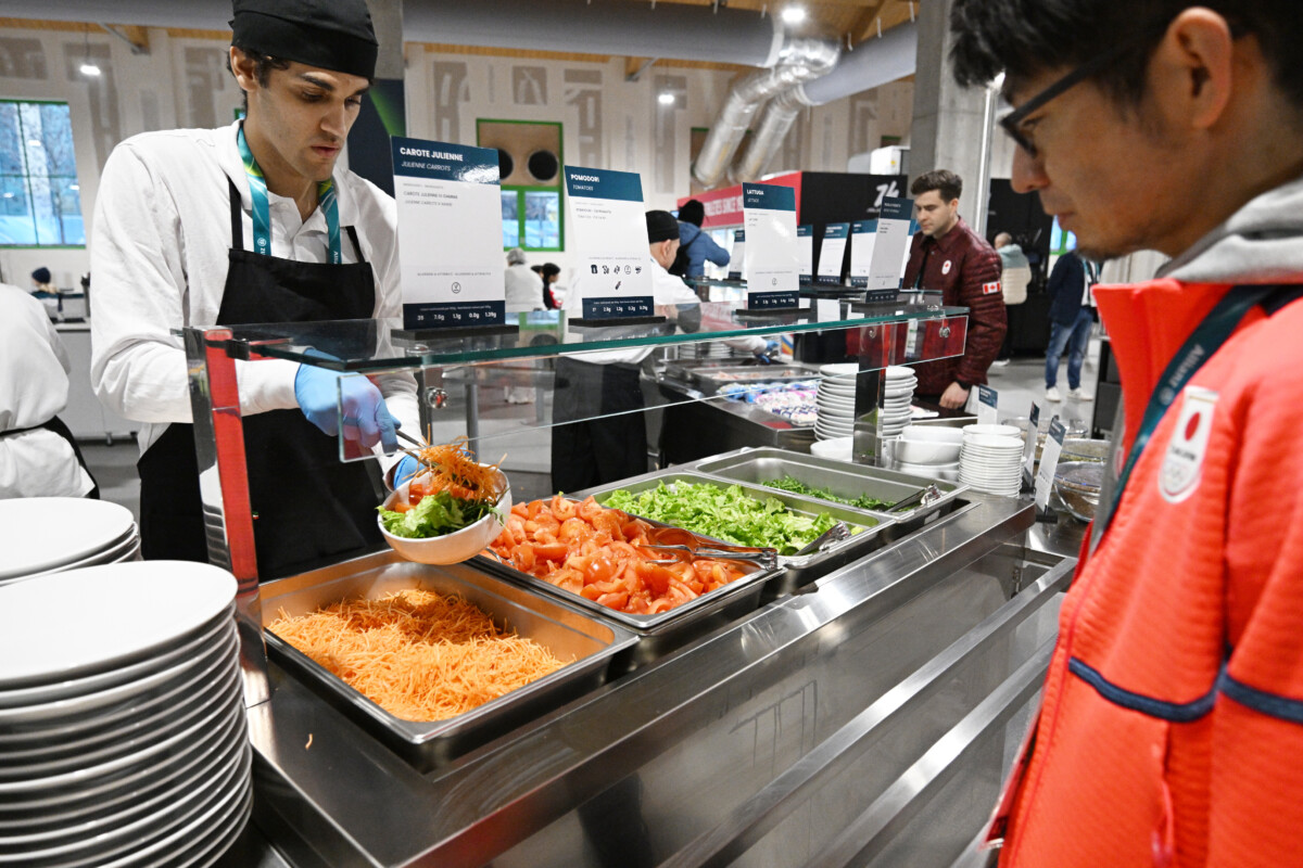 グルメ大国ミラノの選手村の食事は？（写真：松尾/アフロスポーツ）