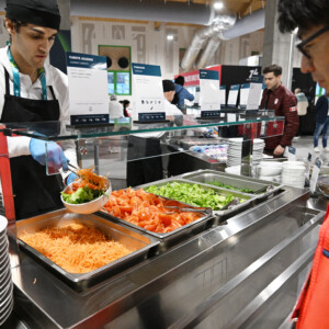 グルメ大国ミラノの選手村の食事は？（写真：松尾/アフロスポーツ）