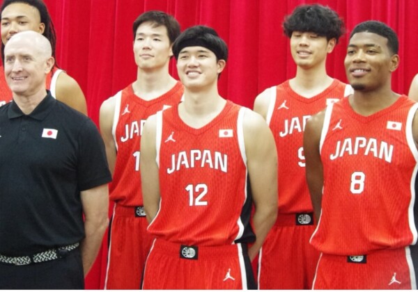 ホーバス監督の電撃退任は八村塁との確執が理由？！