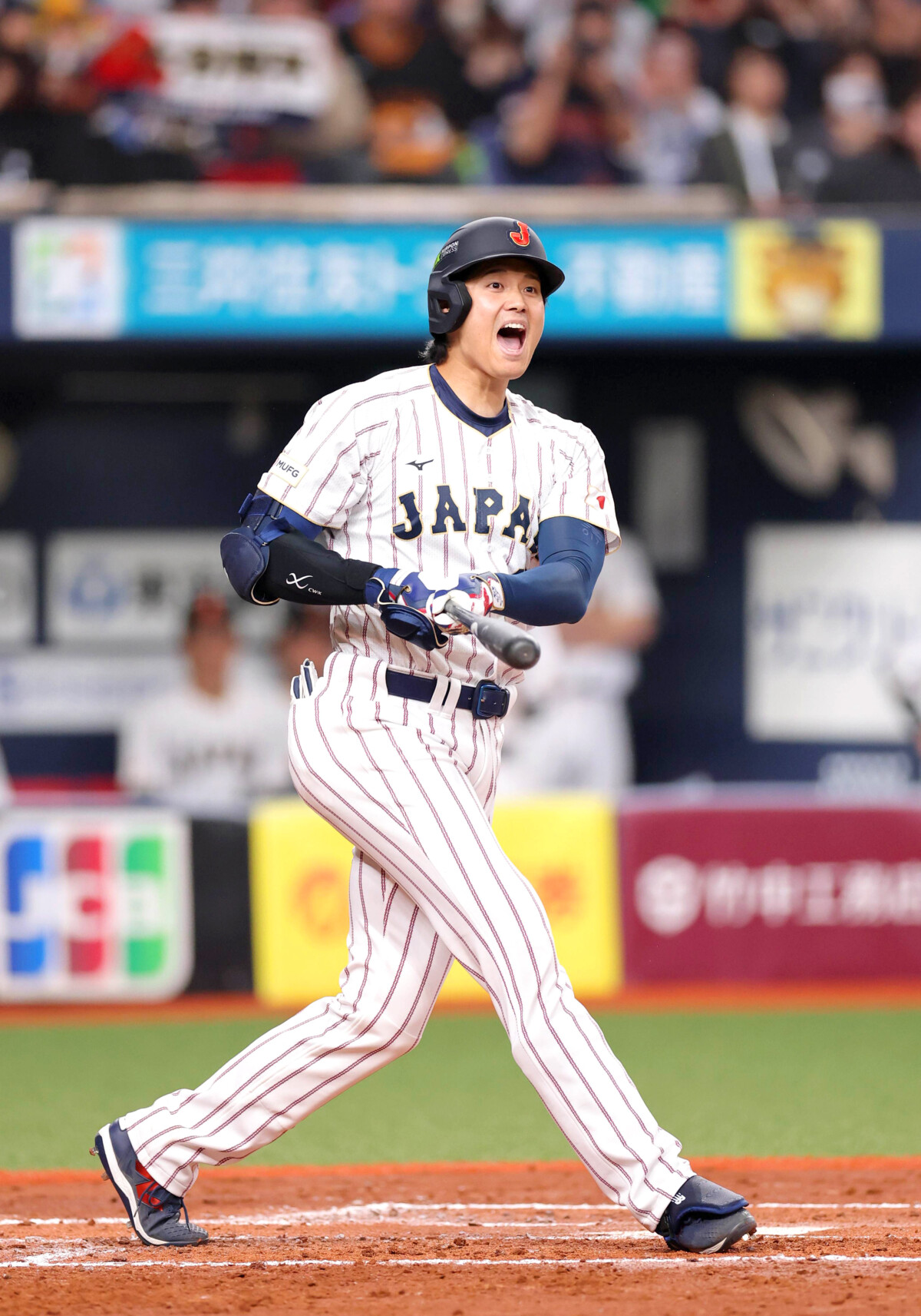 オリックス戦に「2番・DH」で先発出場した大谷翔平は1三振を含む3打席ノーヒット。ストレートに差し込まれていた（ 写真：スポーツ報知/アフロ）
