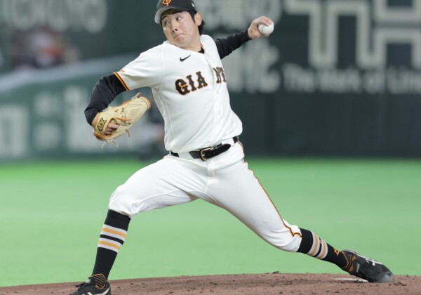 巨人の開幕投手に指名されたドラフト1位の竹丸が6回1失点の内容で勝ち投手に（写真・スポーツ報知）