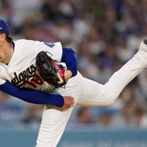 山本由伸が6回6奪三振2失点の好投で2年連続で開幕勝利（写真・AP/アフロ）