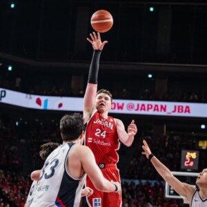 中国戦を欠場していたホーキンソンが24得点、7リバウンドと大暴れで桶谷ジャパンに初勝利をもたらす（写真・FIBA）