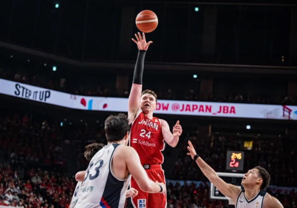 中国戦を欠場していたホーキンソンが24得点、7リバウンドと大暴れで桶谷ジャパンに初勝利をもたらす（写真・FIBA）