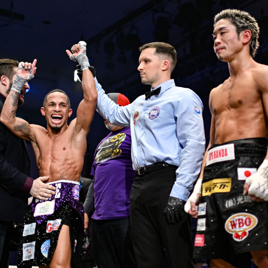 谷口がサンティアゴにダウンを奪われ判定負け(写真・山口裕朗)