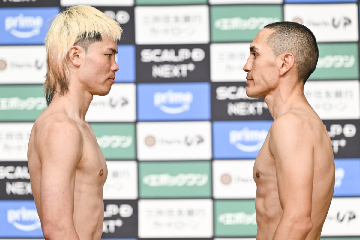 天心とエストラーダがフェイスオフ（写真・山口裕朗）