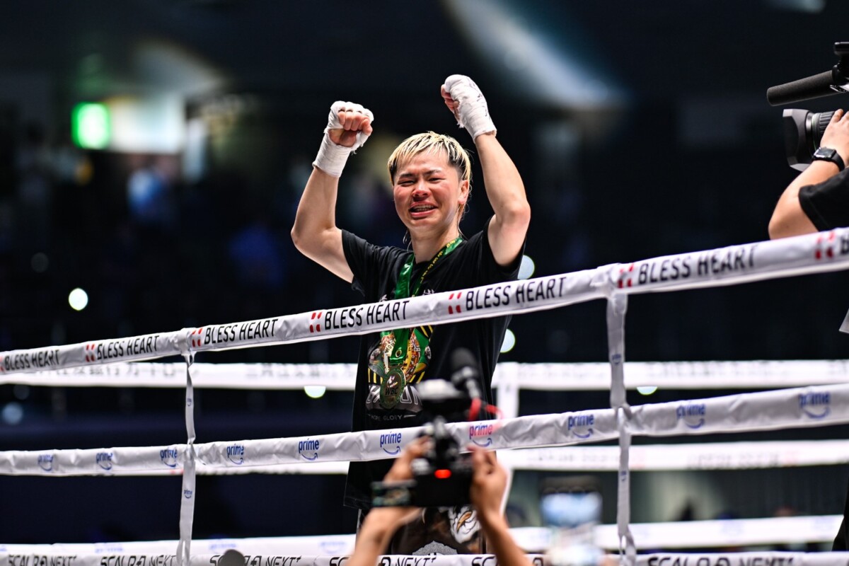 天心がエストラーダをTKOで破る快挙（写真・山口裕朗）