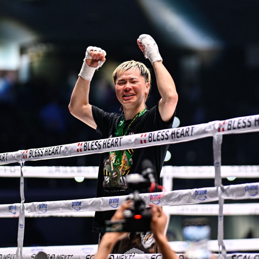 天心がエストラーダをTKOで破る快挙（写真・山口裕朗）