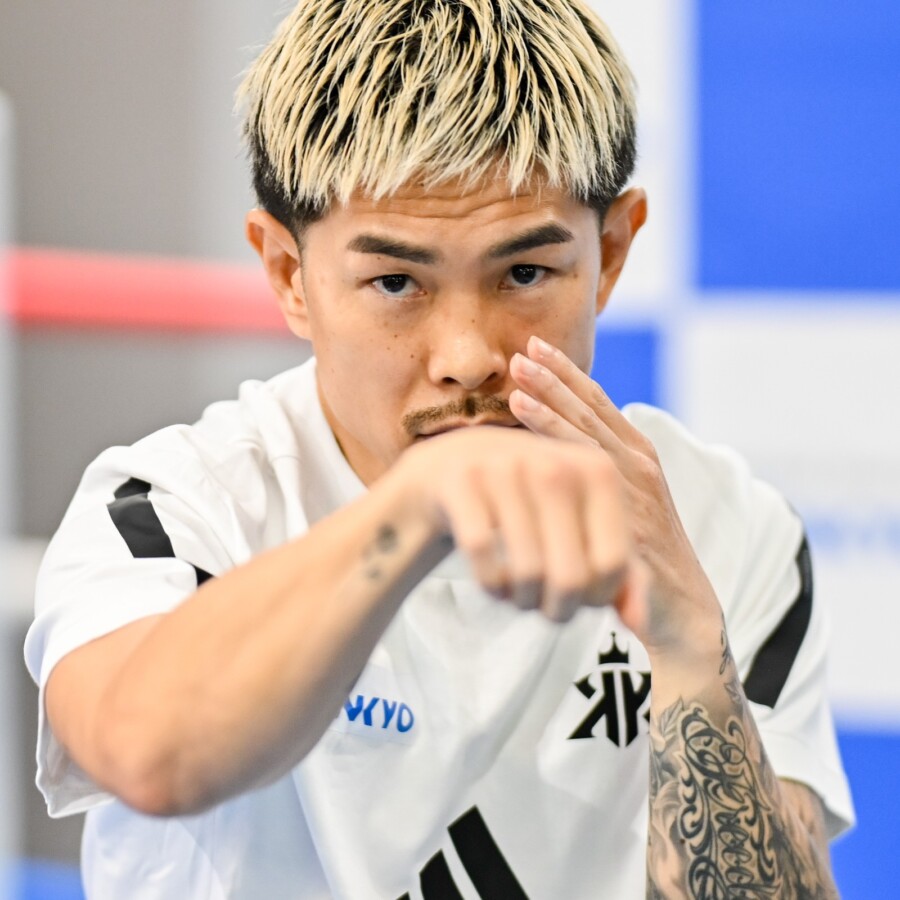 井岡一翔が井上拓真戦に向けての公開練習で「ボクシング人生の集大成となる試合」と決意を明かす（写真・山口裕朗）