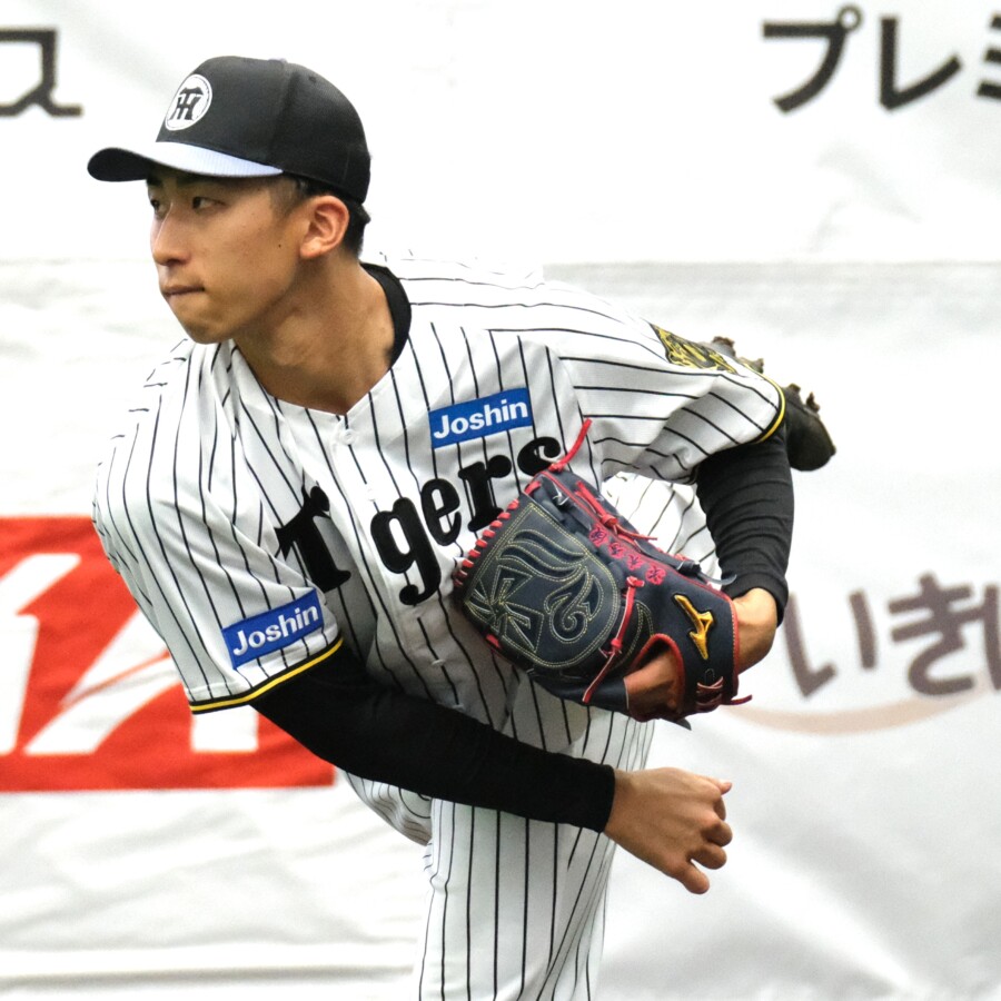 阪神の高卒4年目右腕の茨木がプロ初勝利をマークした(資料写真・黒田史夫)