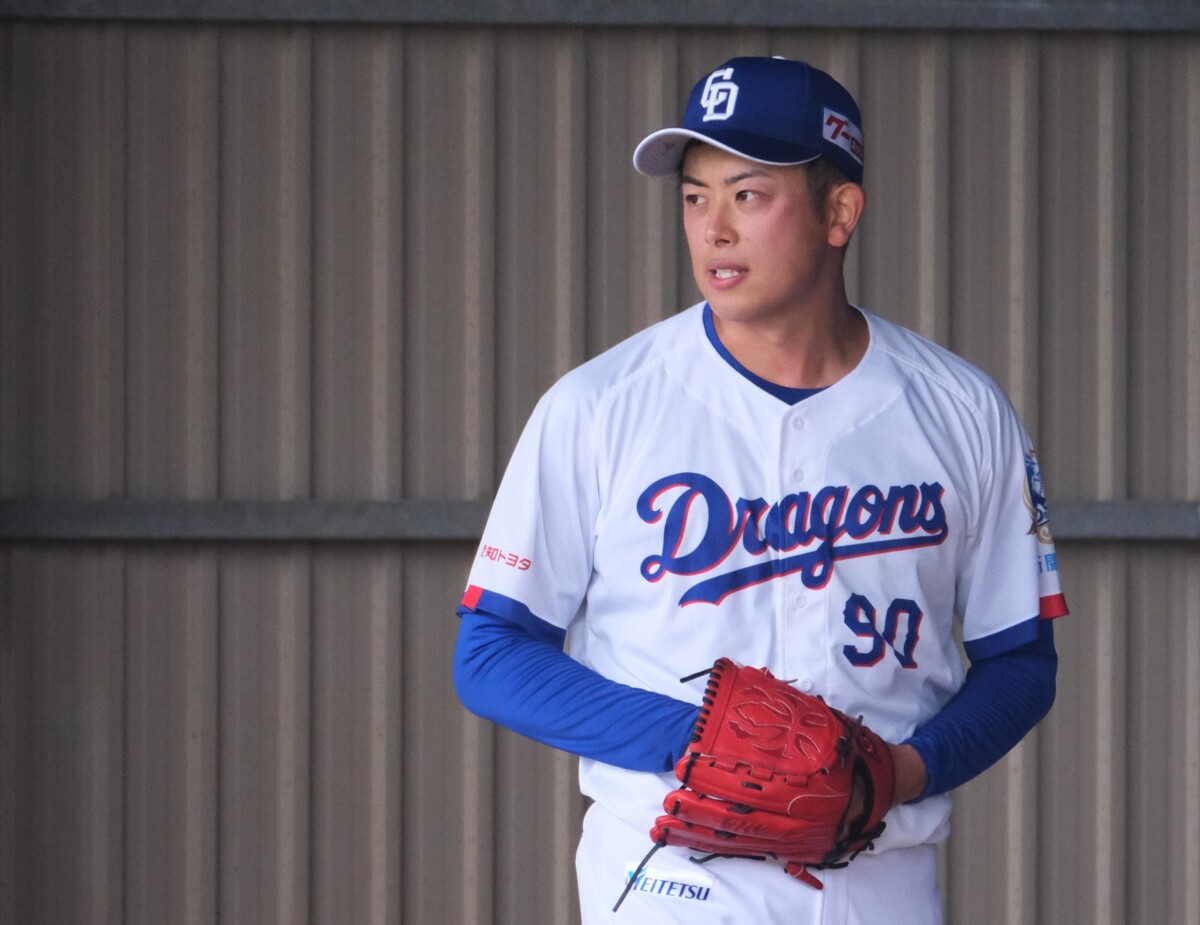 中日の絶対守護神の松山が2点差を守れずまさかの4失点炎上で逆転許す（資料写真・黒田史夫）