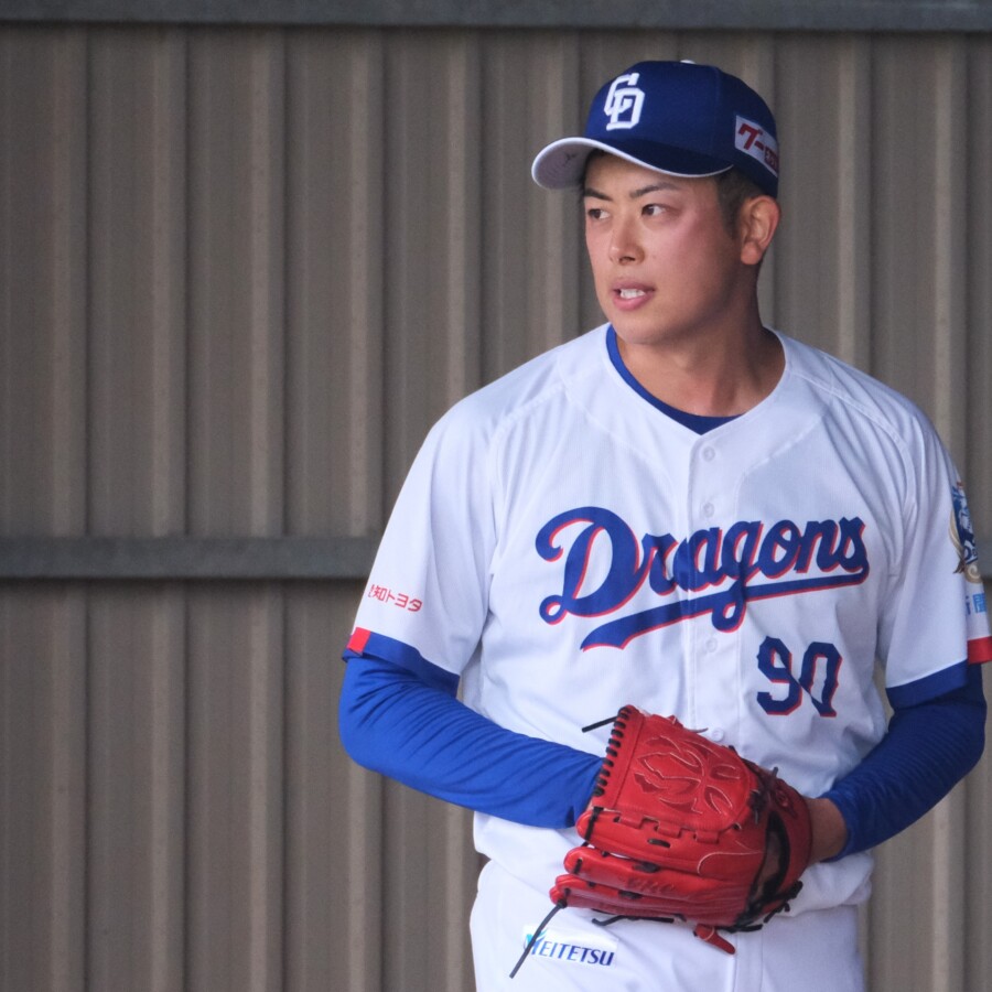 中日の絶対守護神の松山が2点差を守れずまさかの4失点炎上で逆転許す(資料写真・黒田史夫)