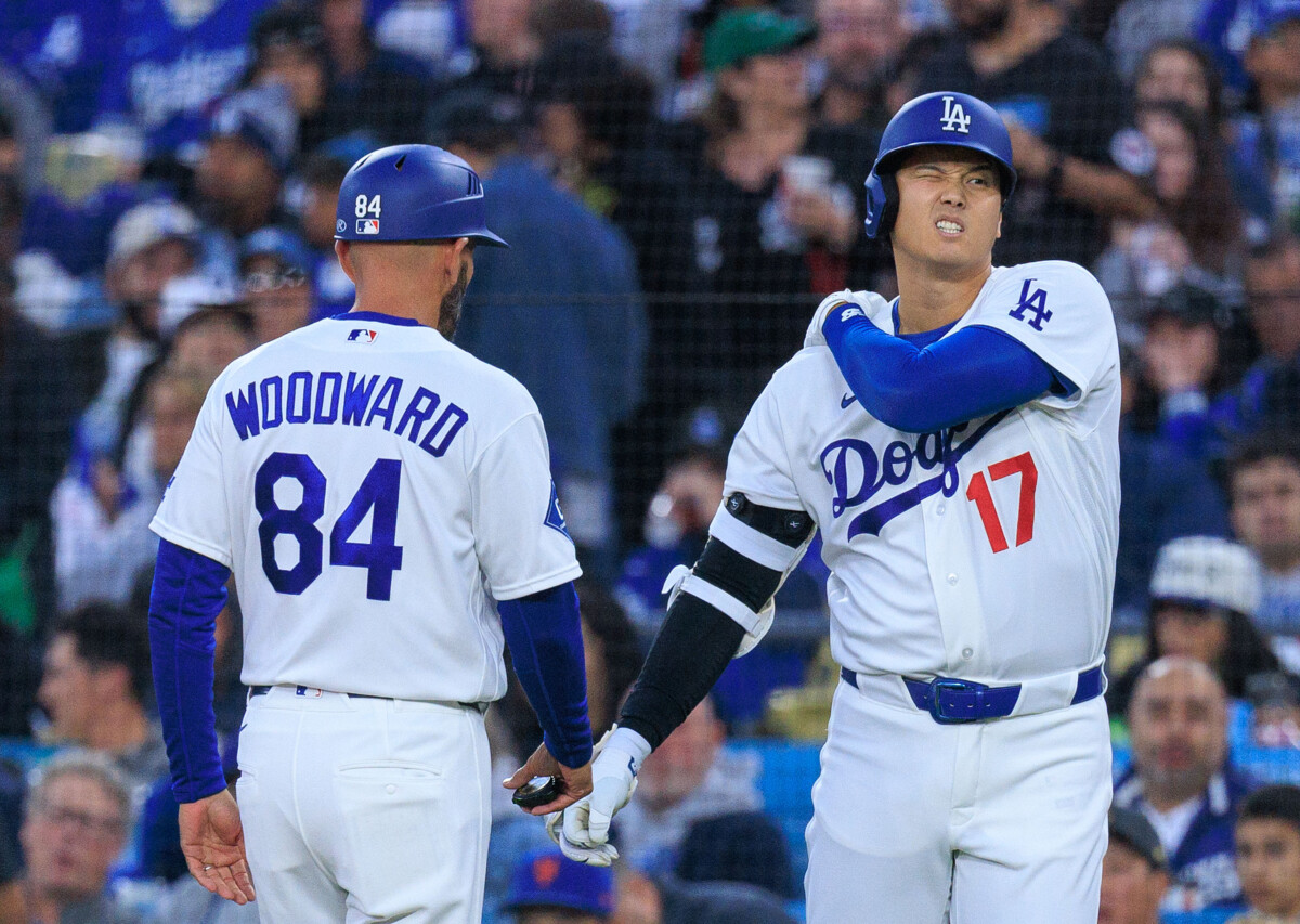 死球を受けた大谷がここまで痛がるのも珍しい（写真：ZUMA Press/アフロ）