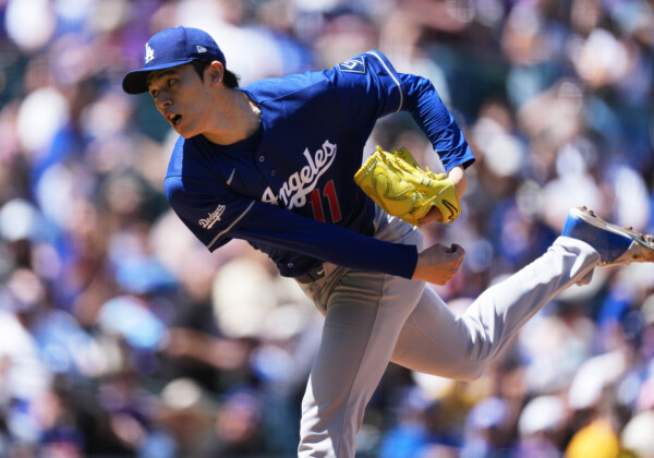 佐々木朗希が5回途中で3失点降板。またしても勝てなかった（写真・AP/アフロ）