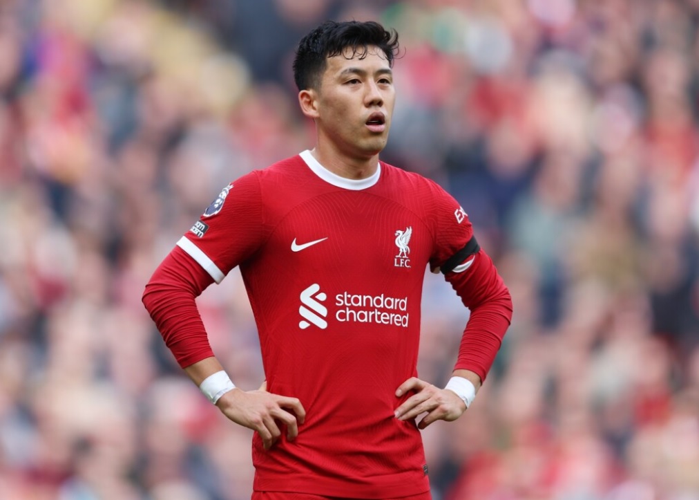 左足の怪我で離脱していた遠藤航がW杯にギリギリ間に合うのか？（写真：REX/アフロ）