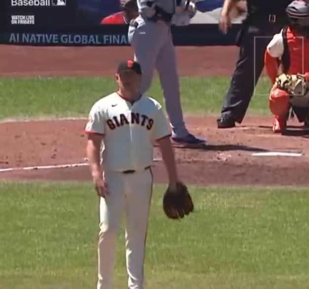 ローガン・ウェブがサイン盗む疑惑のキム・ヘソンに怒鳴り声をあげた（Hyeseong Kim MuseのＸより）