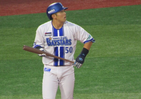 横浜DeNAのレギュラー捕手の山本とソフトバンクの尾形＋井上の衝撃トレードが成立した