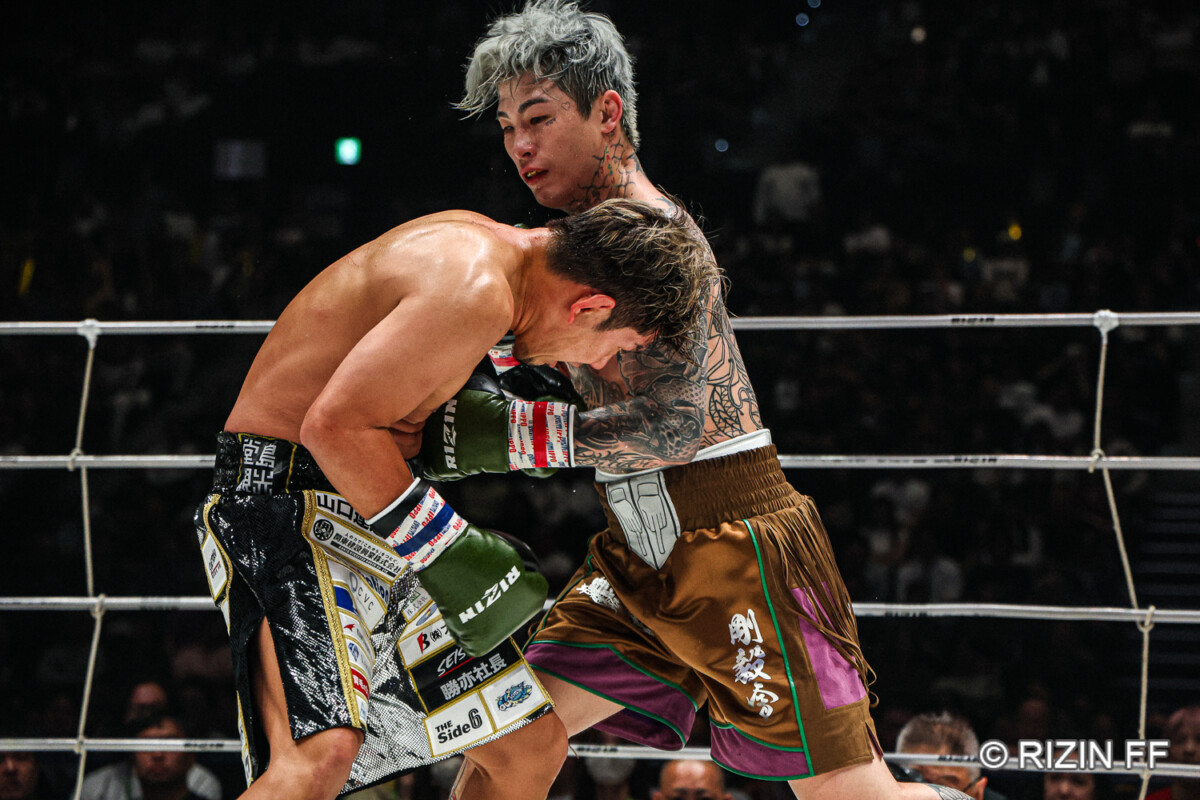 平本が皇治を圧倒するもＫＯ決着はできなかった（写真・RIZIN FF)