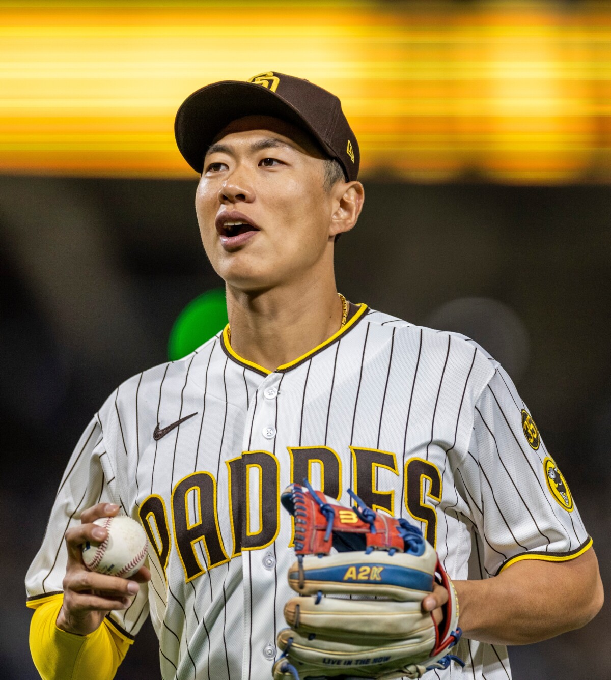 ドジャースに決勝犠飛を許したパドレスのソン・ソンムン二塁手のカットプレーが物議を醸す（写真・AP/アフロ）