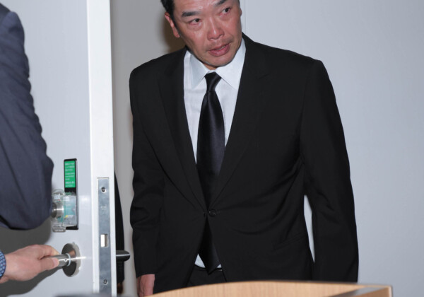 長女への暴力容疑で逮捕された巨人の阿部監督が辞任し会見を開いた（写真・スポーツ報知/アフロ）