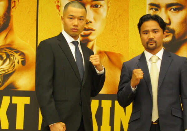 7.20両国でWBA世界バンタム級王座決定戦で対戦するドネアを倒した増田陸（左）と元WBC世界フライ級王者の比嘉大吾