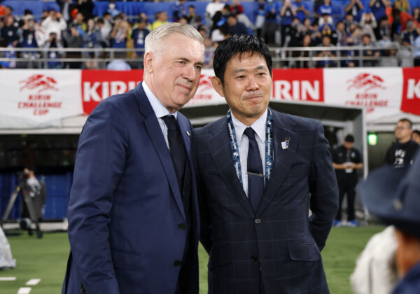 日本の森保監督とブラジルのアンチェロッティ監督の年俸格差は約16億円ある（写真・アフロ）