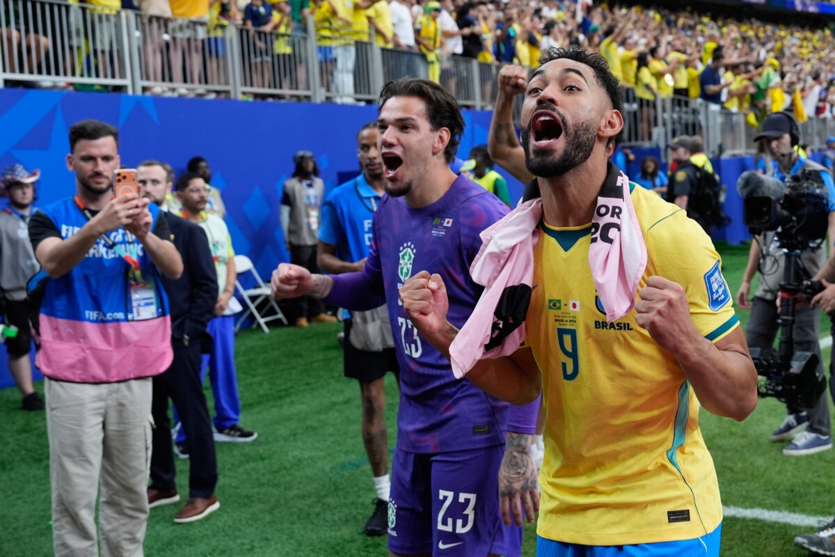 試合後にブラジルのクーニャが日本に向かって罵声を浴びせた（写真・ＡＰ/アフロ）