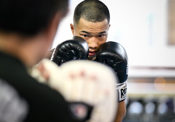 比嘉大吾とのWBA世界バンタム級王座決定戦に挑む増田陸が公開練習を行った（写真・山口裕朗）