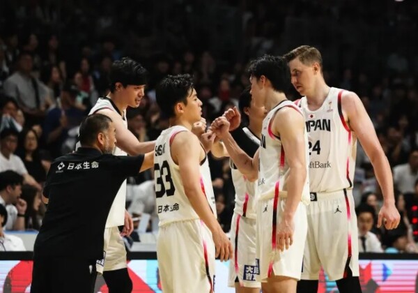 桶谷ジャパンが敵地での日韓戦を２点差で落とす（写真・ＦＩＢＡ）