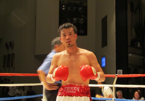辰吉寿以輝は２－０判定に「嫌われているんでしょう」