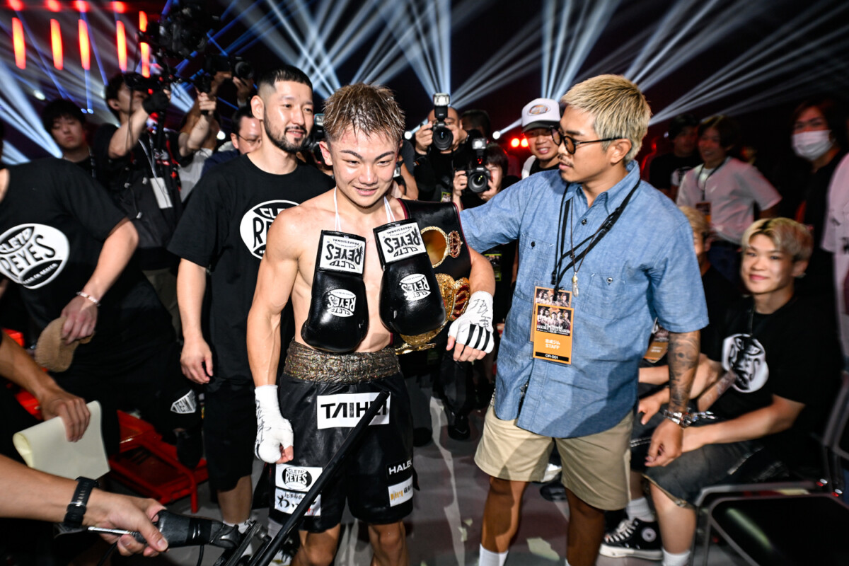 井岡がスカウトした吉良がプロ5戦目でWBA世界王者に（写真・山口裕朗）