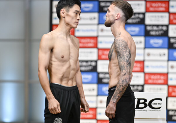 西田凌佑とサム・グッドマンは握手もしなかった（写真・山口裕朗）