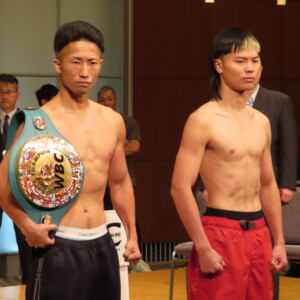 井上拓真と那須川天心が共に計量を一発パス